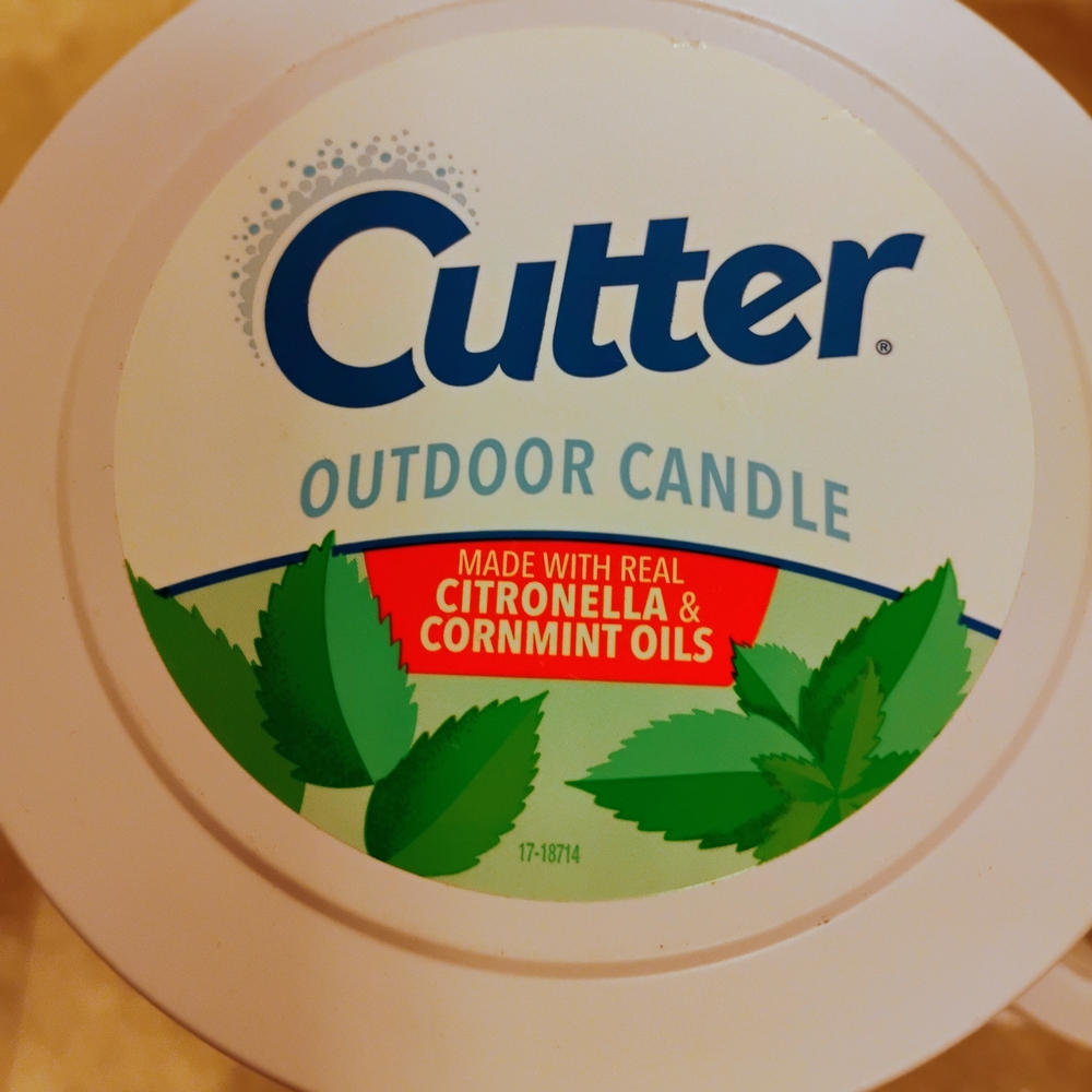 Cutter Outdoor Candles with Citronella 4x11oz Lot